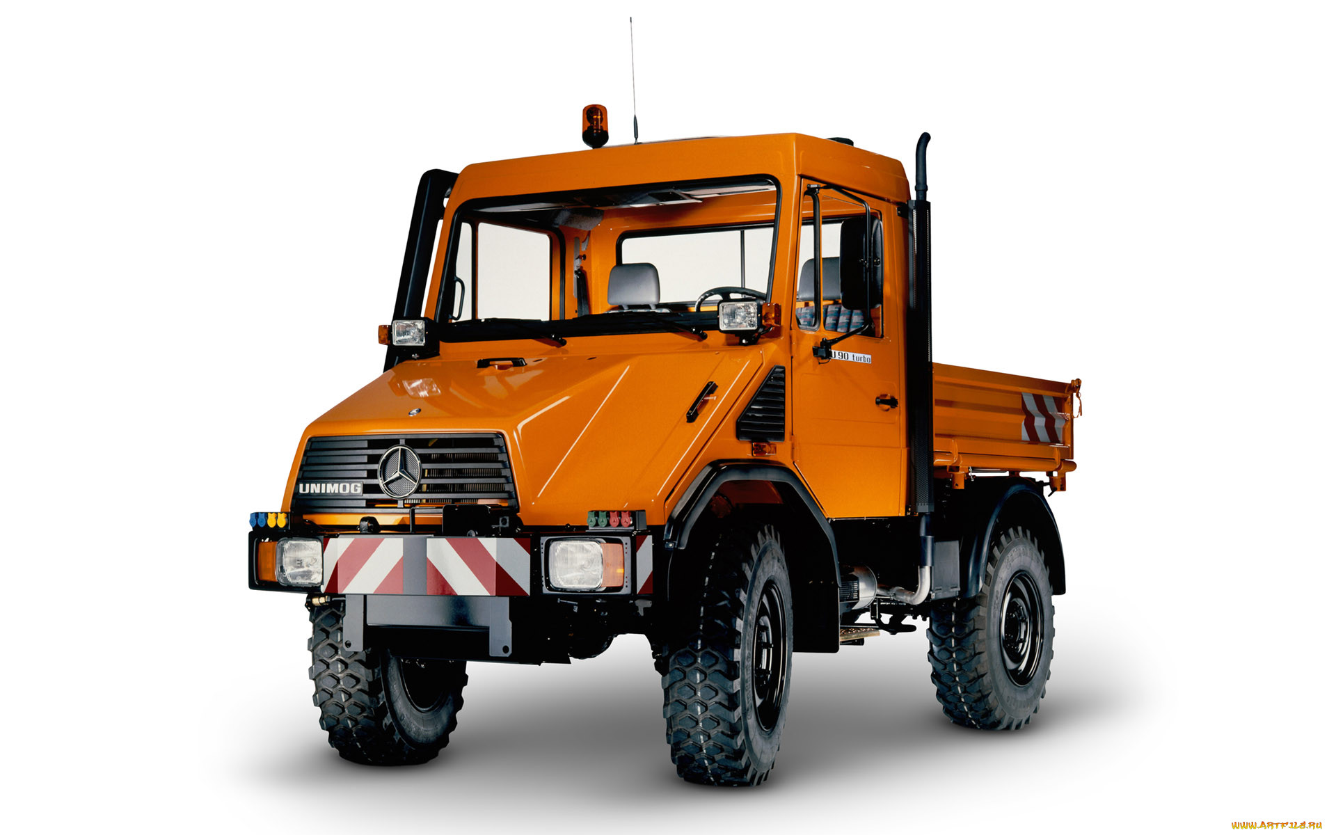 , mercedes, trucks